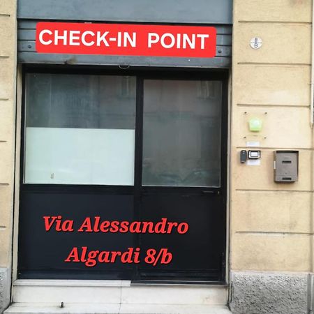 Via Agucchi & Via Emilia Apartments Bologna Bagian luar foto
